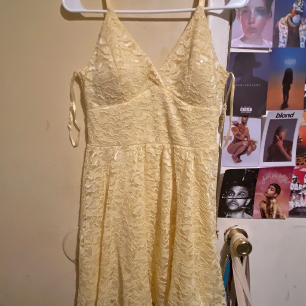 Yellow dress